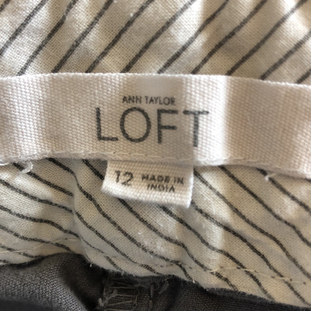 Ann Taylor LOFT gray The Riviera short - Picture 3 of 6